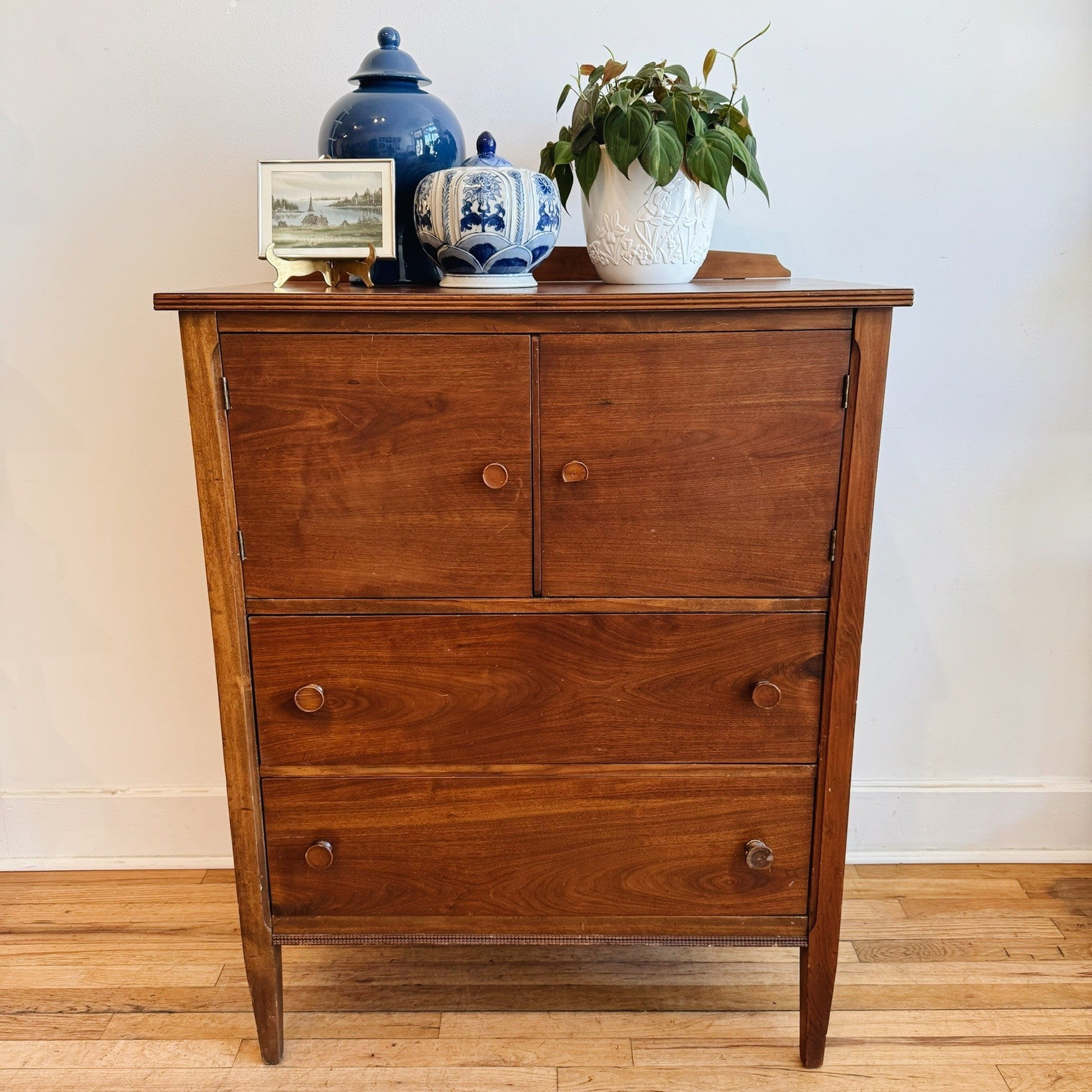 Vintage Wood Highboy Dresser Vintage Wood Highboy Dresser